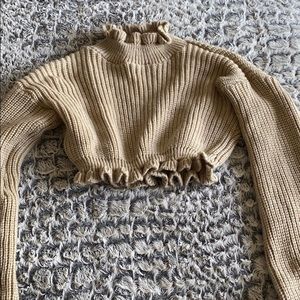 Long sleeve cropped sweater